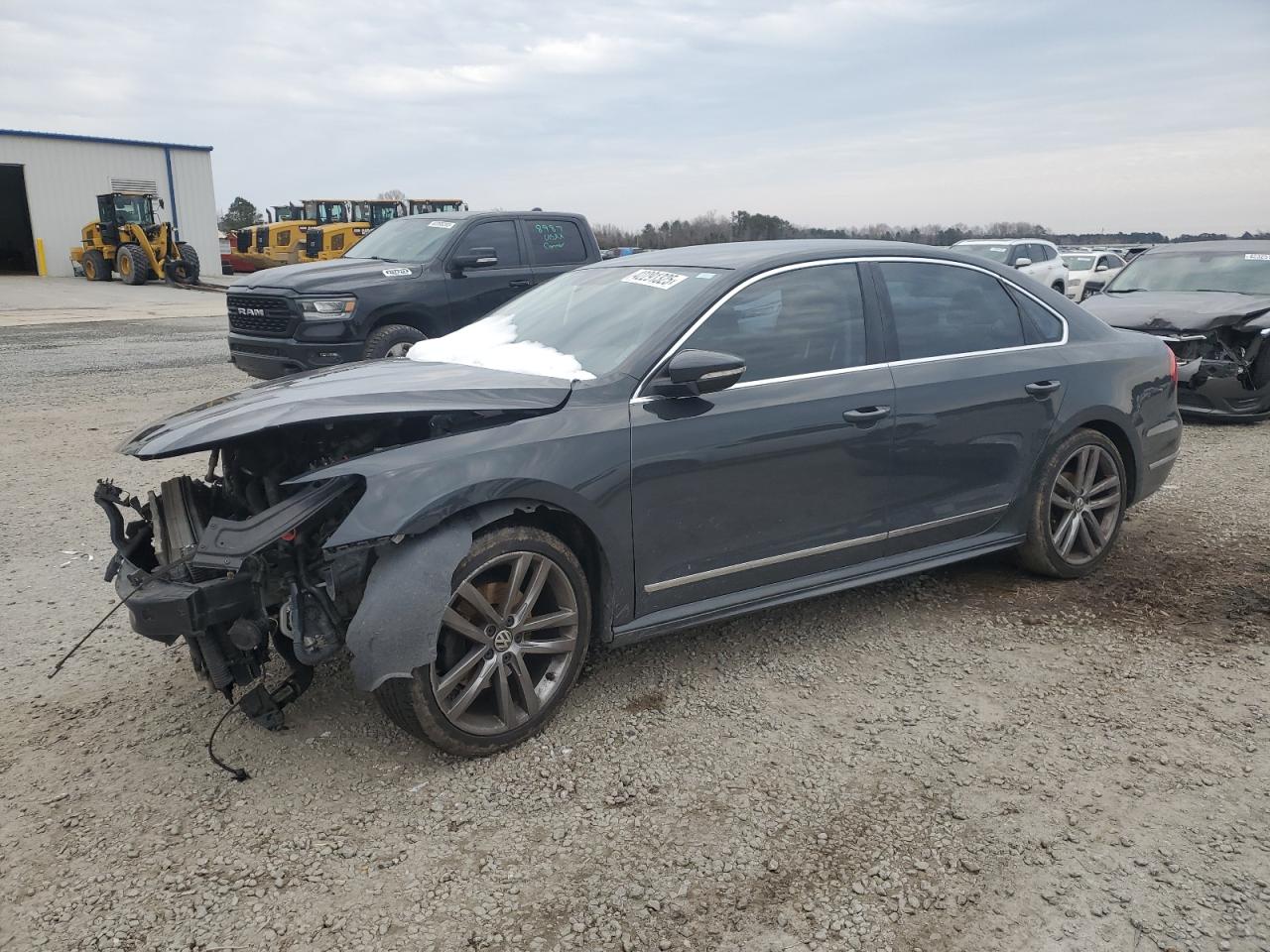 2016 Volkswagen Passat - Image 1