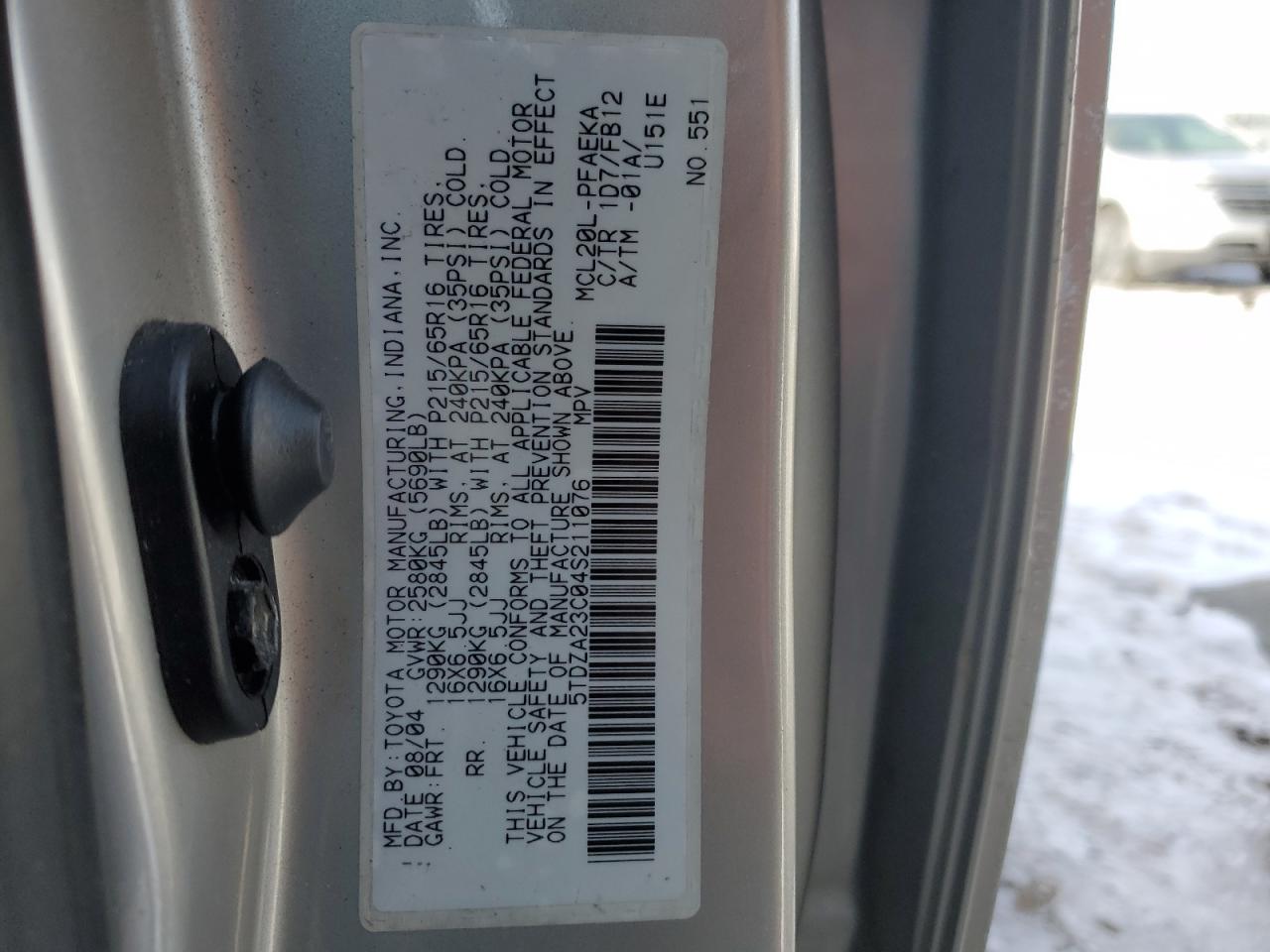 2004 Toyota Sienna - Image 15