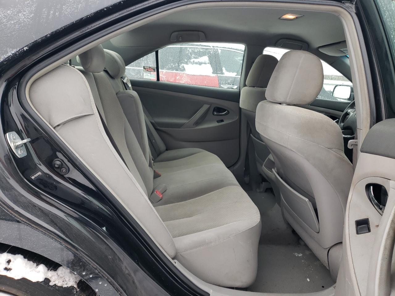 2009 Toyota Camry - Image 10