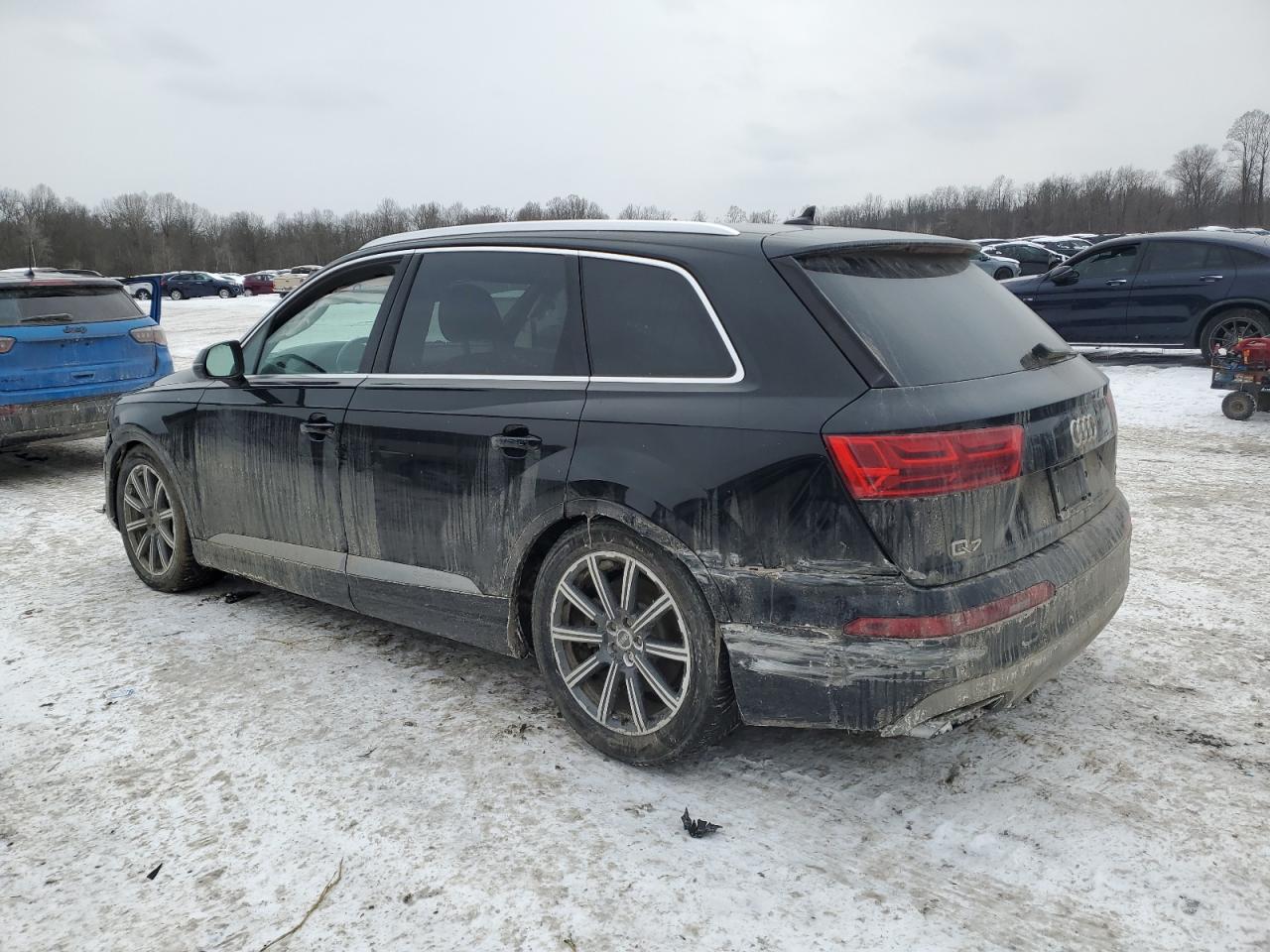 2017 Audi Q7 - Image 2