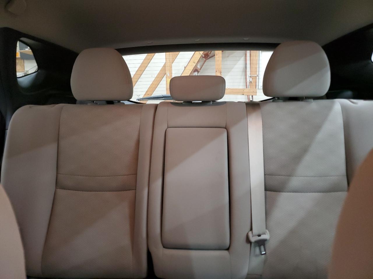 2019 Nissan Rogue - Image 10