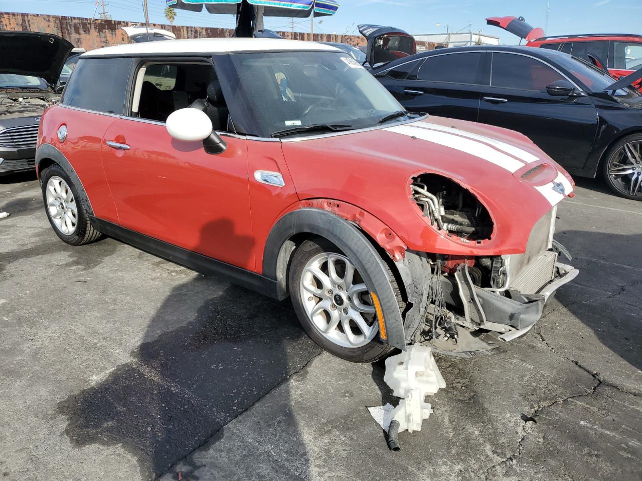 VIN WMWXP7C58F2A36428 2015 MINI COOPER no.4