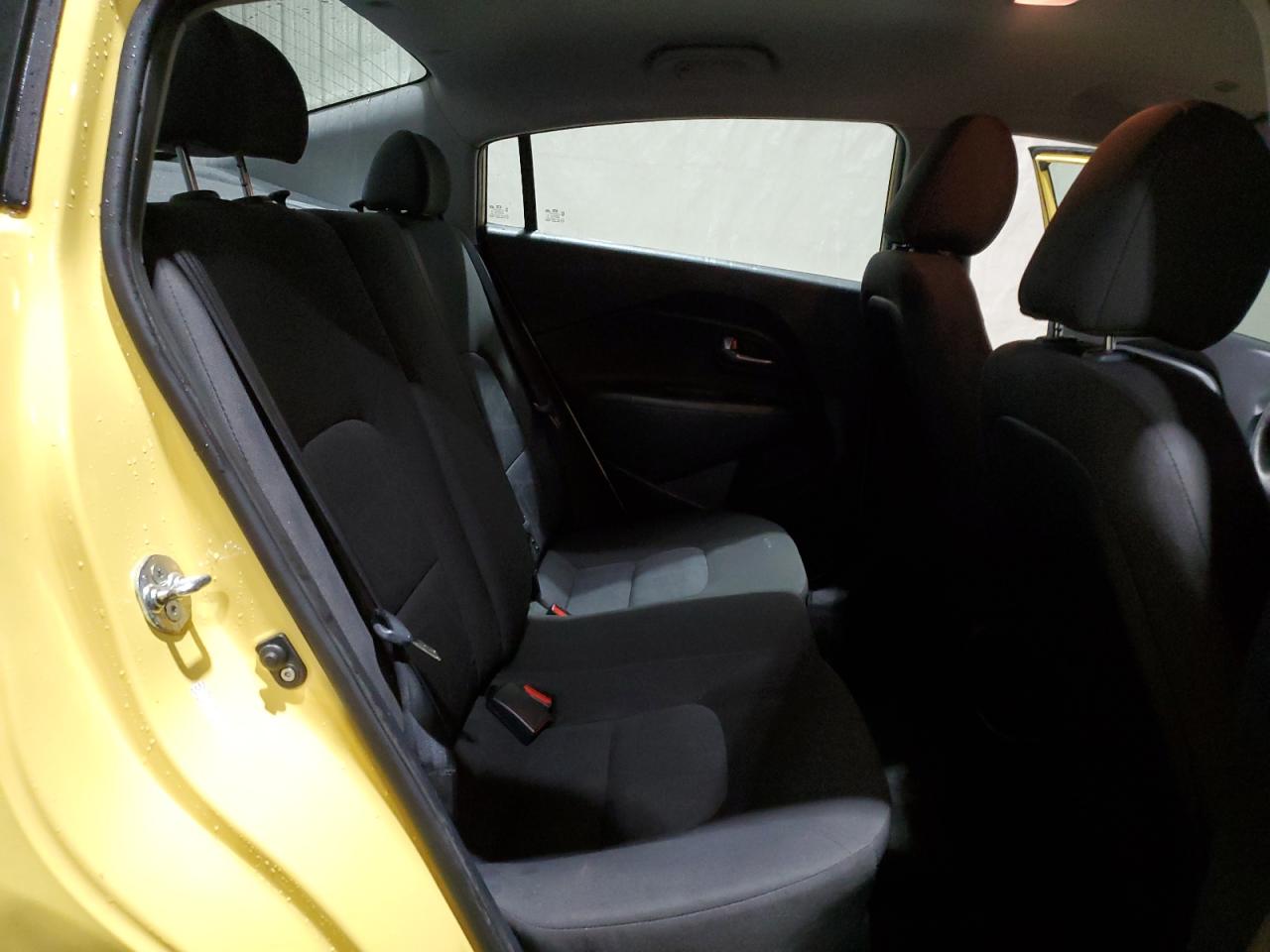 2016 Kia Rio - Image 10