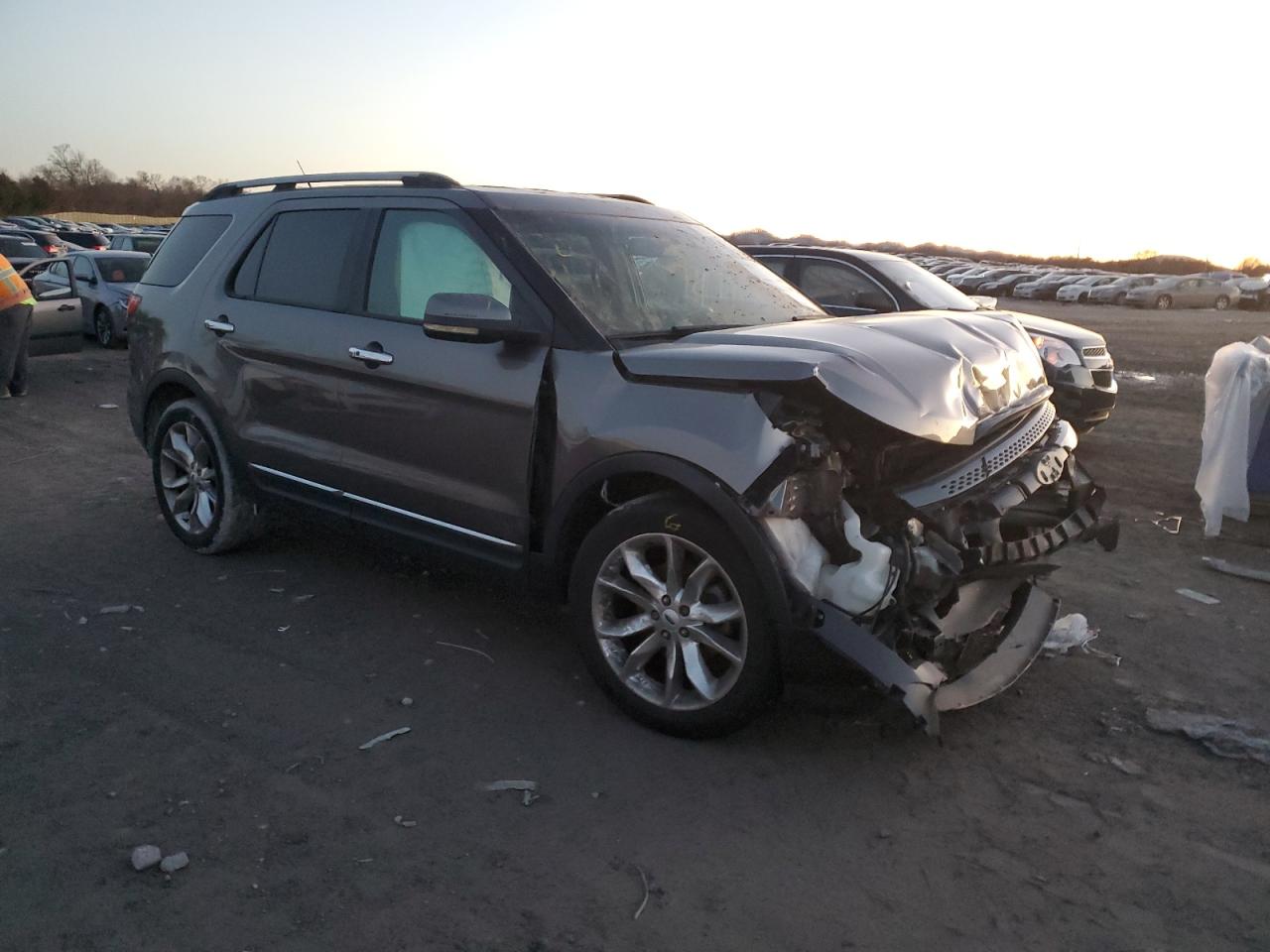2012 Ford Explorer - Image 4