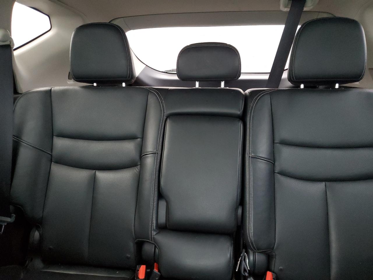 2015 Nissan Murano - Image 10