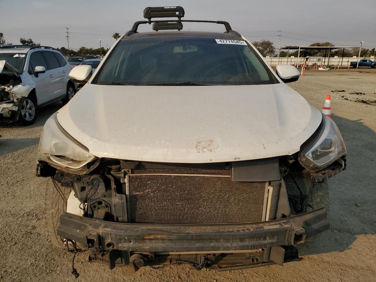 2016 Hyundai Santa Fe - Image 5