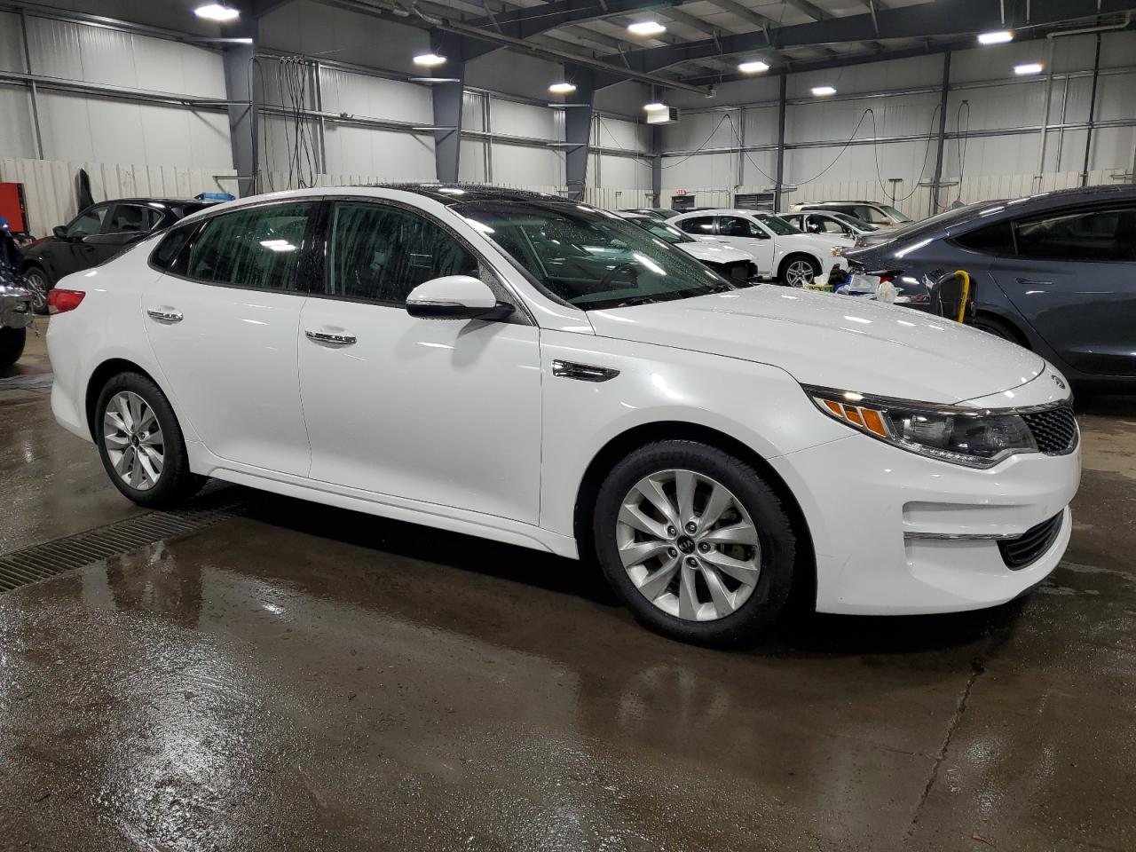 2018 Kia Optima - Image 4