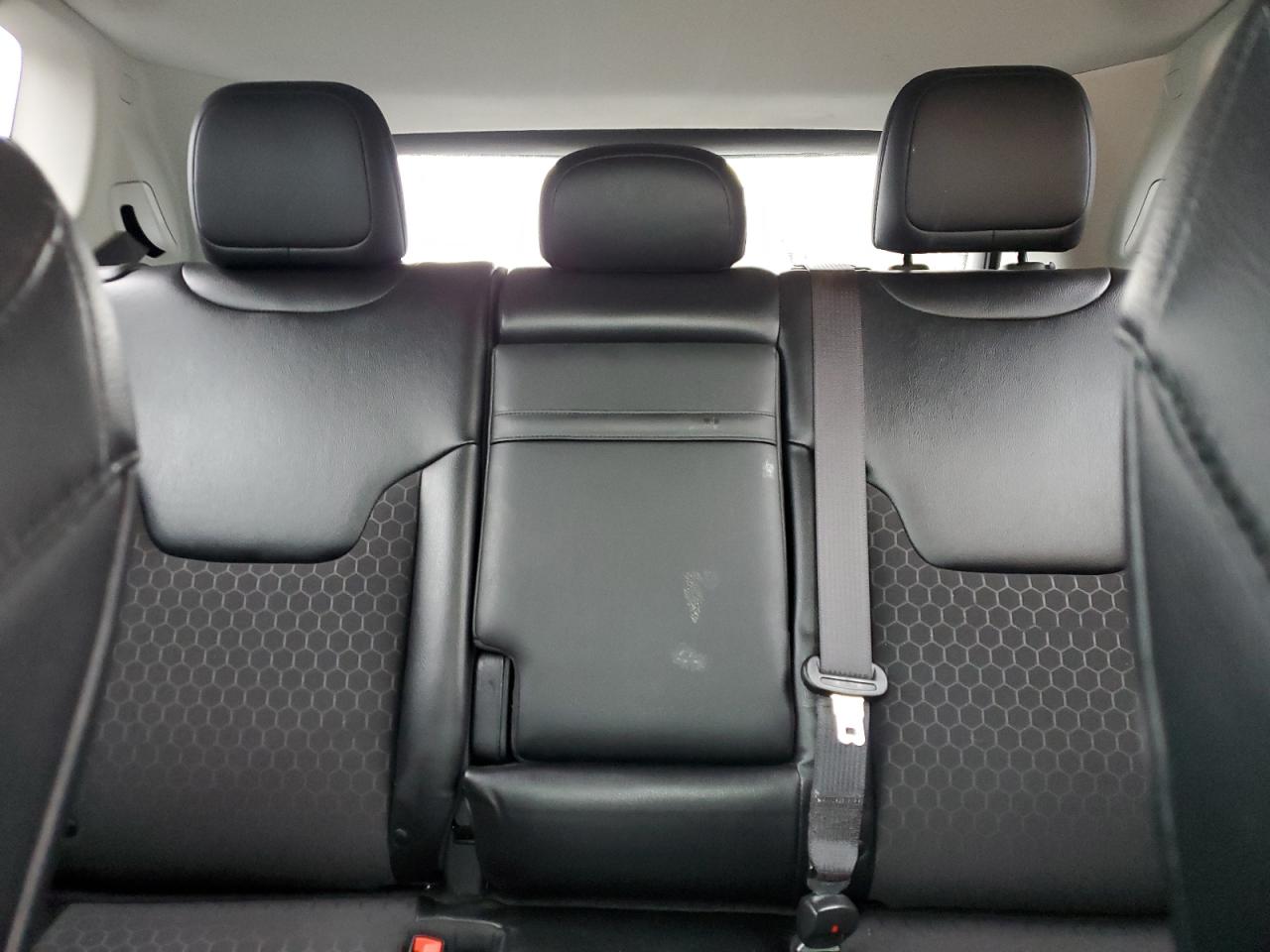 2019 Jeep Compass - Image 10
