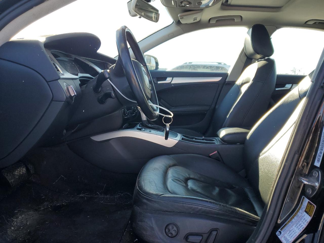 2010 Audi A4 Premium Plus VIN: WAUFFAFLXAN047781 Lot: 85653254