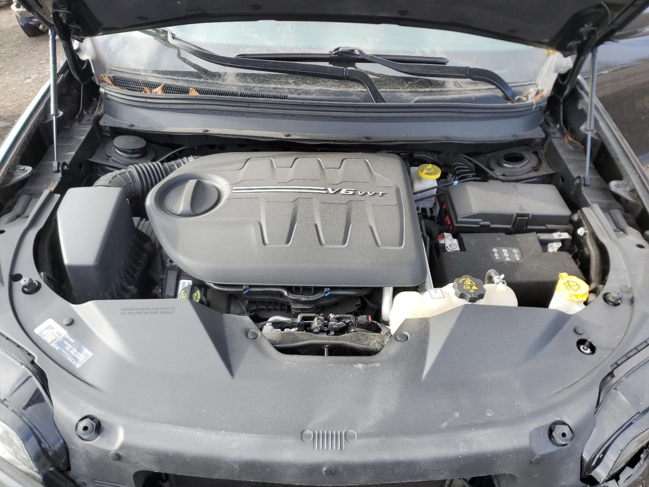 2021 Jeep Cherokee - Image 12