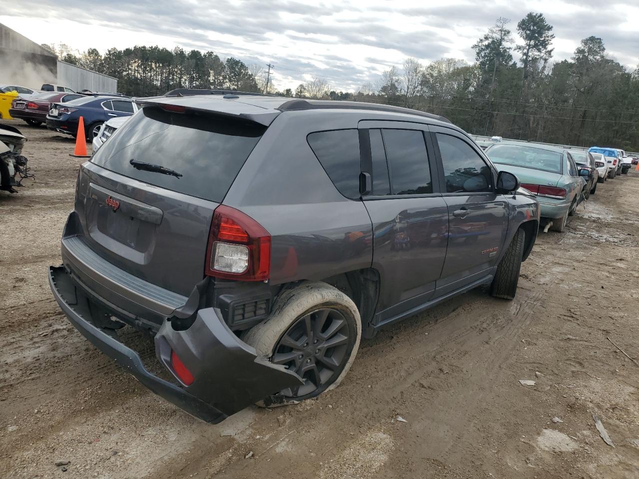 2016 Jeep Compass - Image 3