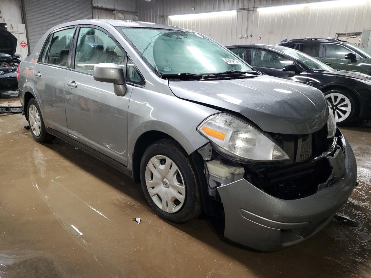 2010 Nissan Versa - Image 4