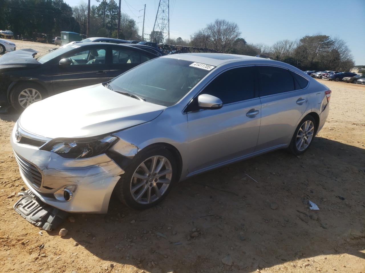 2013 TOYOTA AVALON