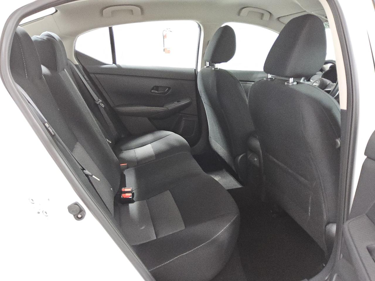 2024 Nissan Sentra - Image 10