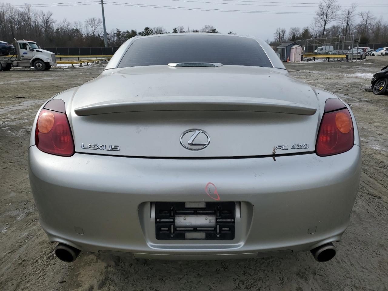 2003 Lexus SC - Image 6