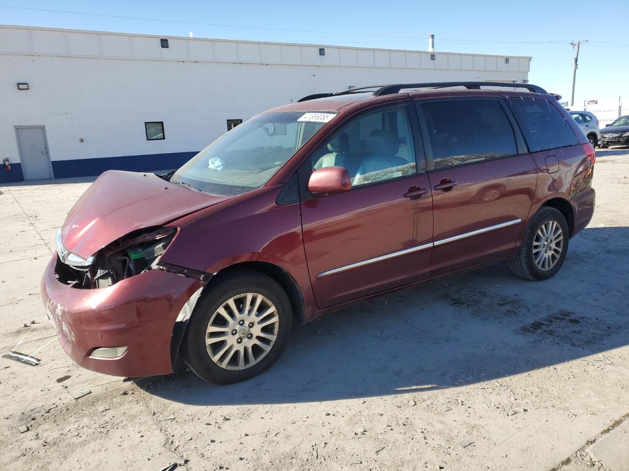 2008 Toyota Sienna - Image 1
