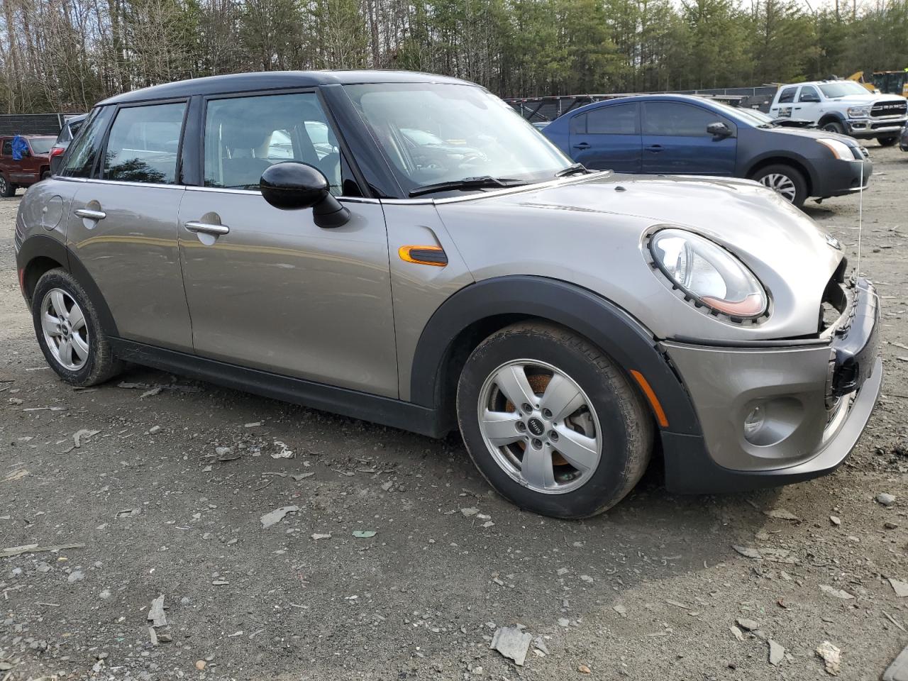 2017 MINI Cooper - Image 4