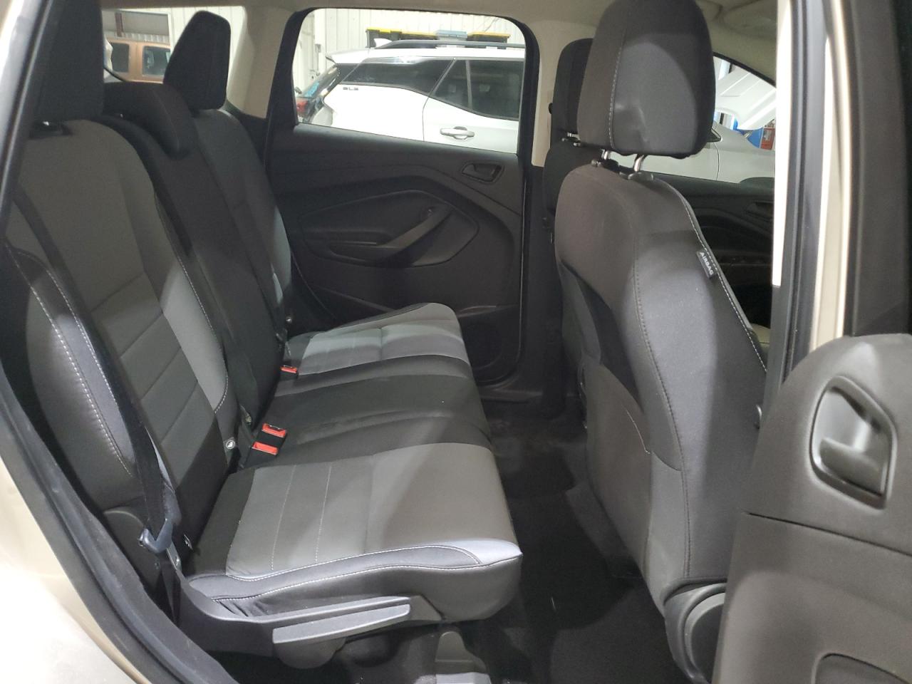 2017 Ford Escape - Image 11