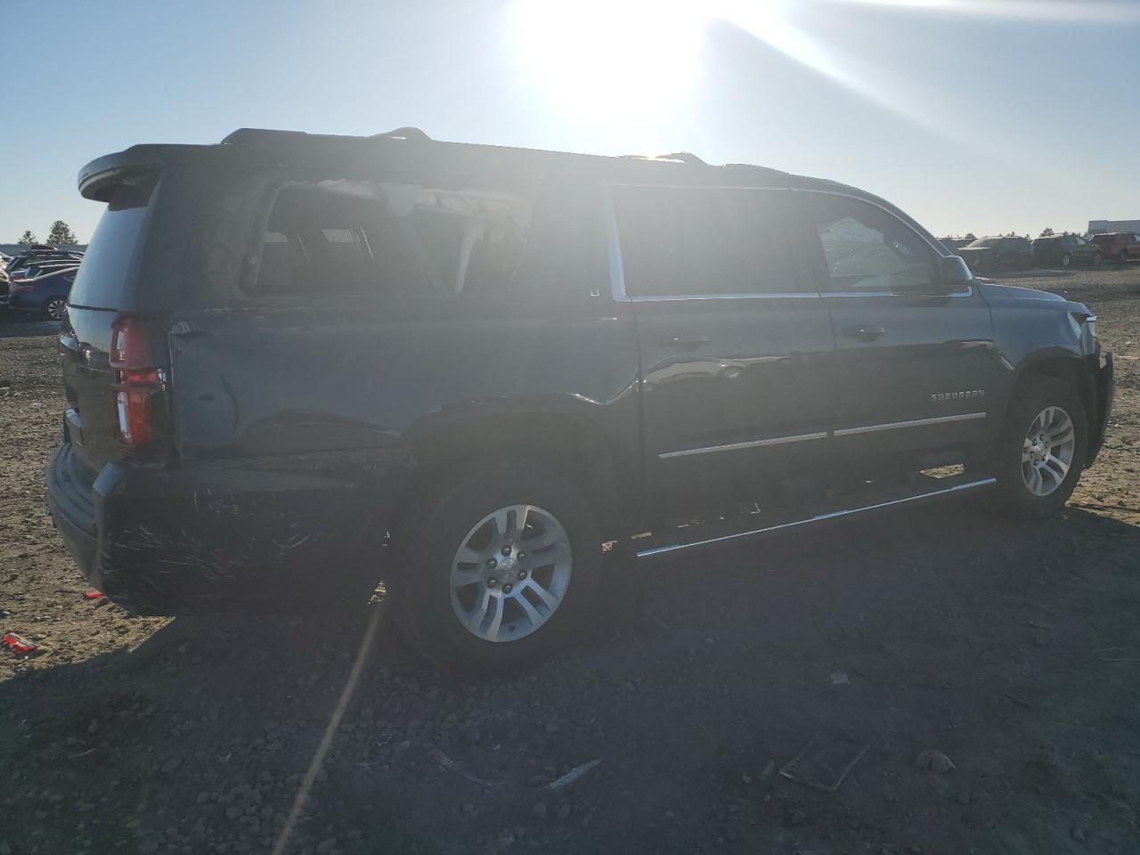 2017 Chevrolet Suburban - Image 3