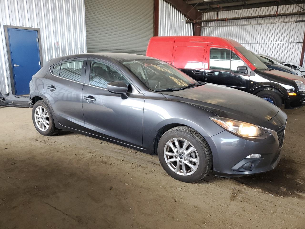 2015 Mazda 3 - Image 4