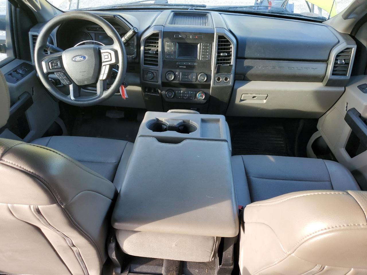2020 Ford F250 - Image 8
