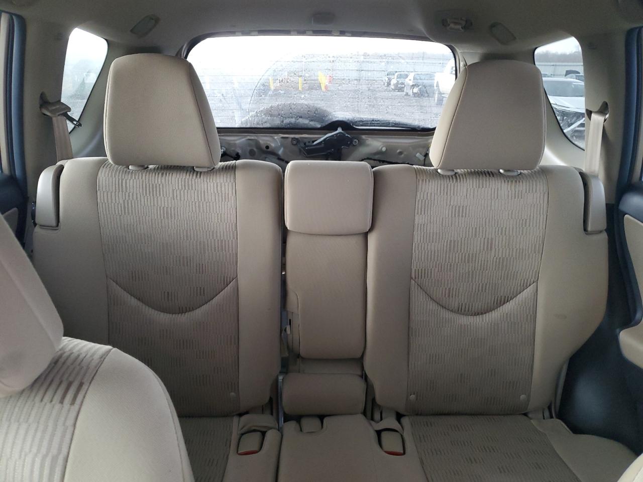 2011 Toyota RAV 4 - Image 10