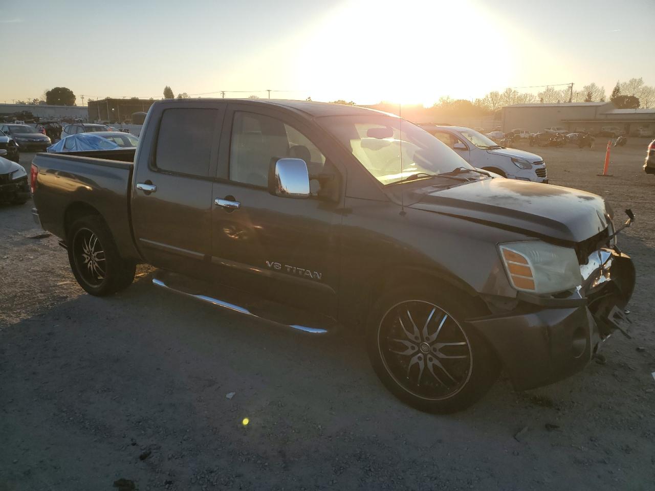 2005 Nissan Titan - Image 4