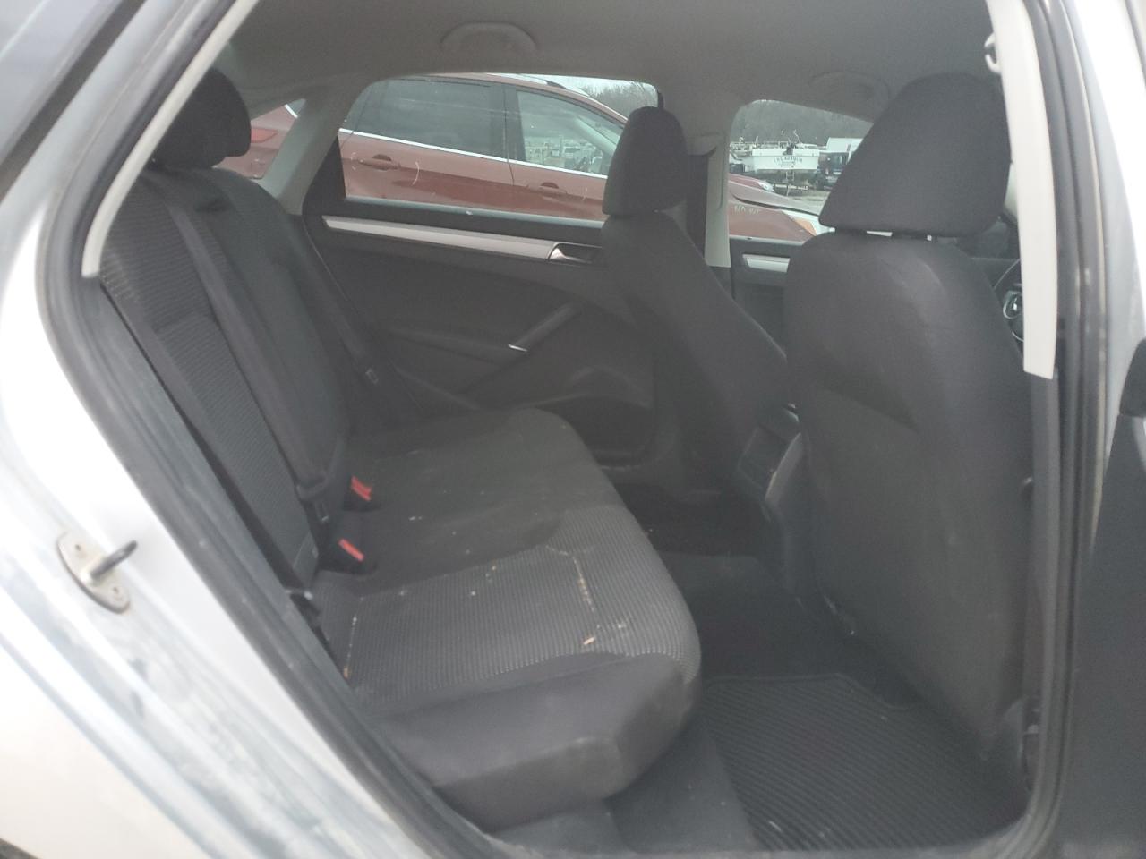 2017 Volkswagen Passat S VIN: 1VWAT7A31HC010024 Lot: 86727784