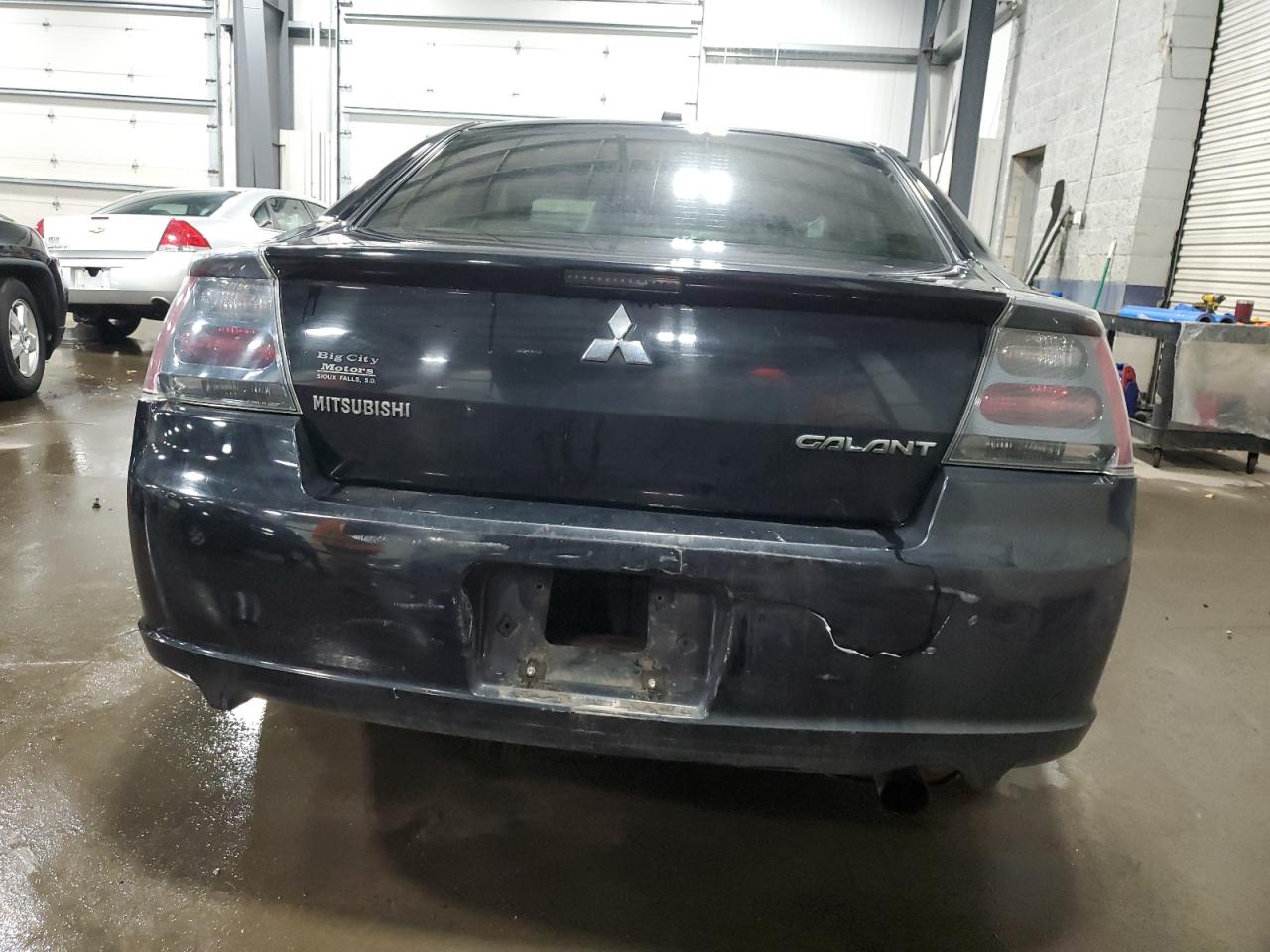 2008 Mitsubishi Galant - Image 6