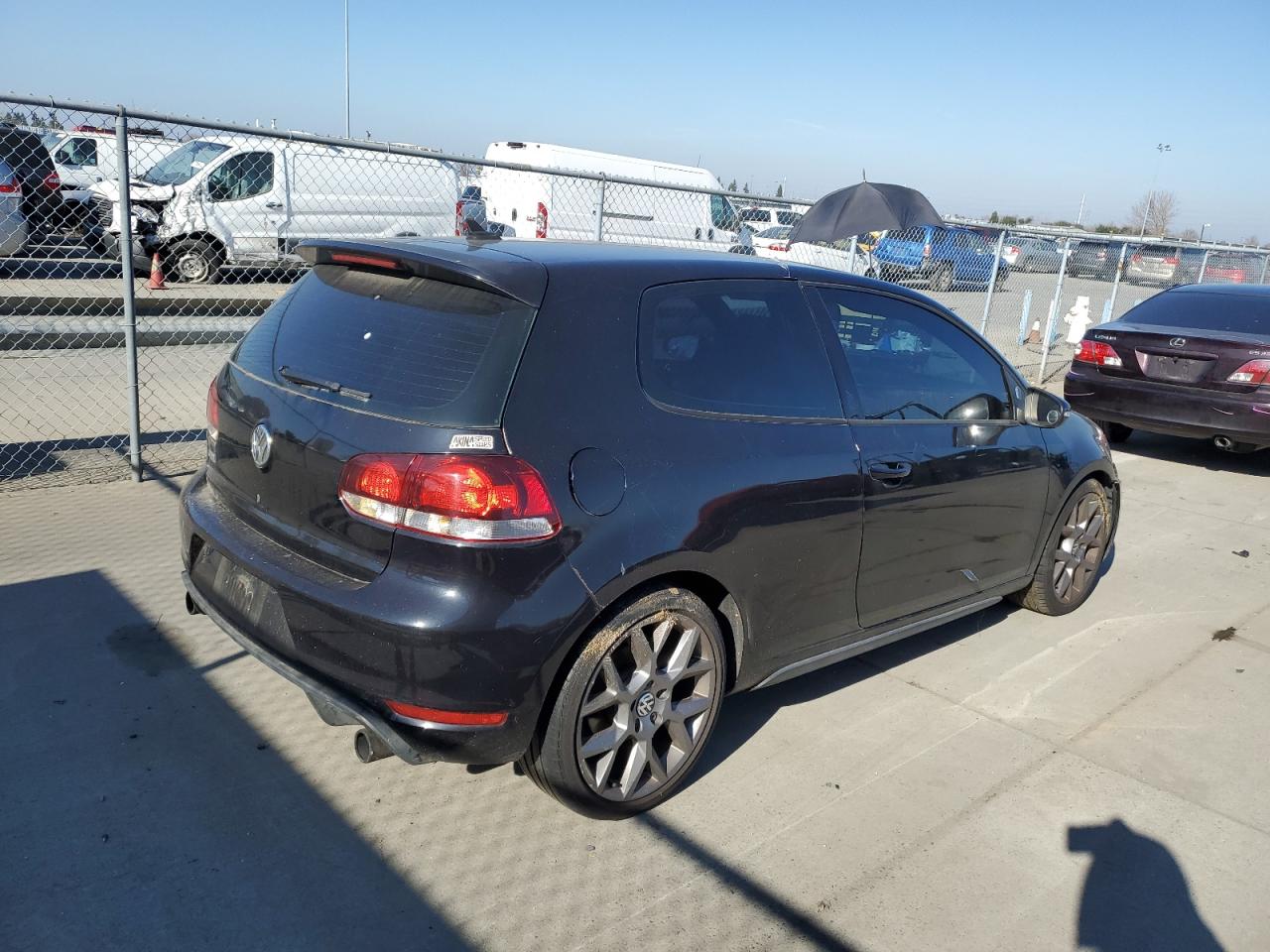 VIN WVWFV7AJ3DW005966 2013 VOLKSWAGEN GTI no.3