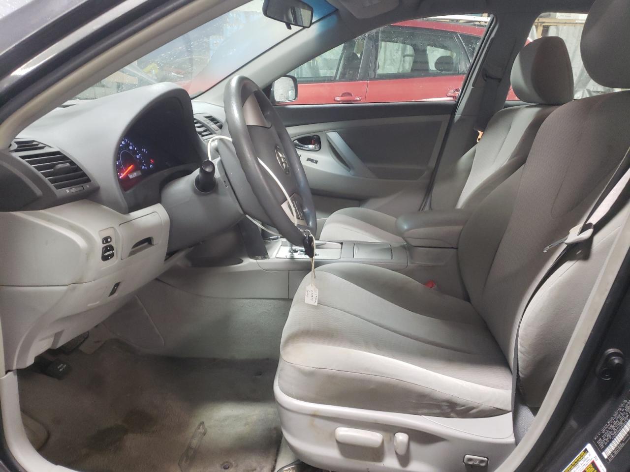 2010 Toyota Camry - Image 7