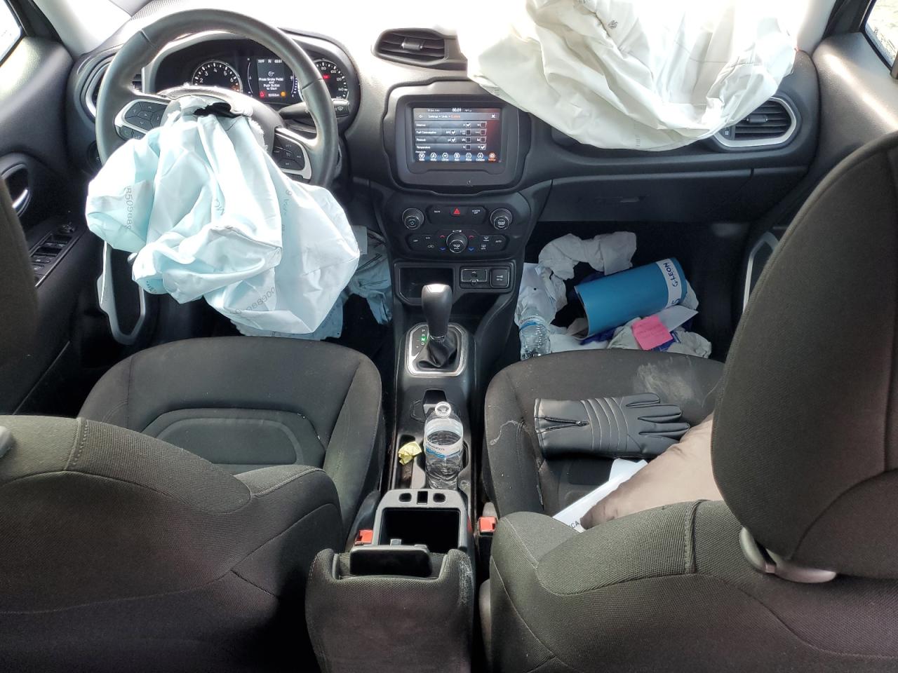 2018 Jeep Renegade - Image 8