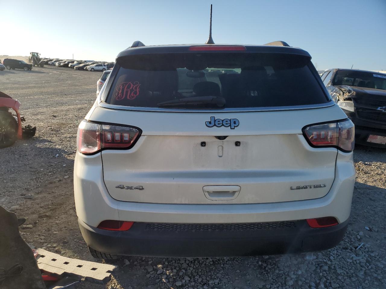 2017 Jeep Compass - Image 6