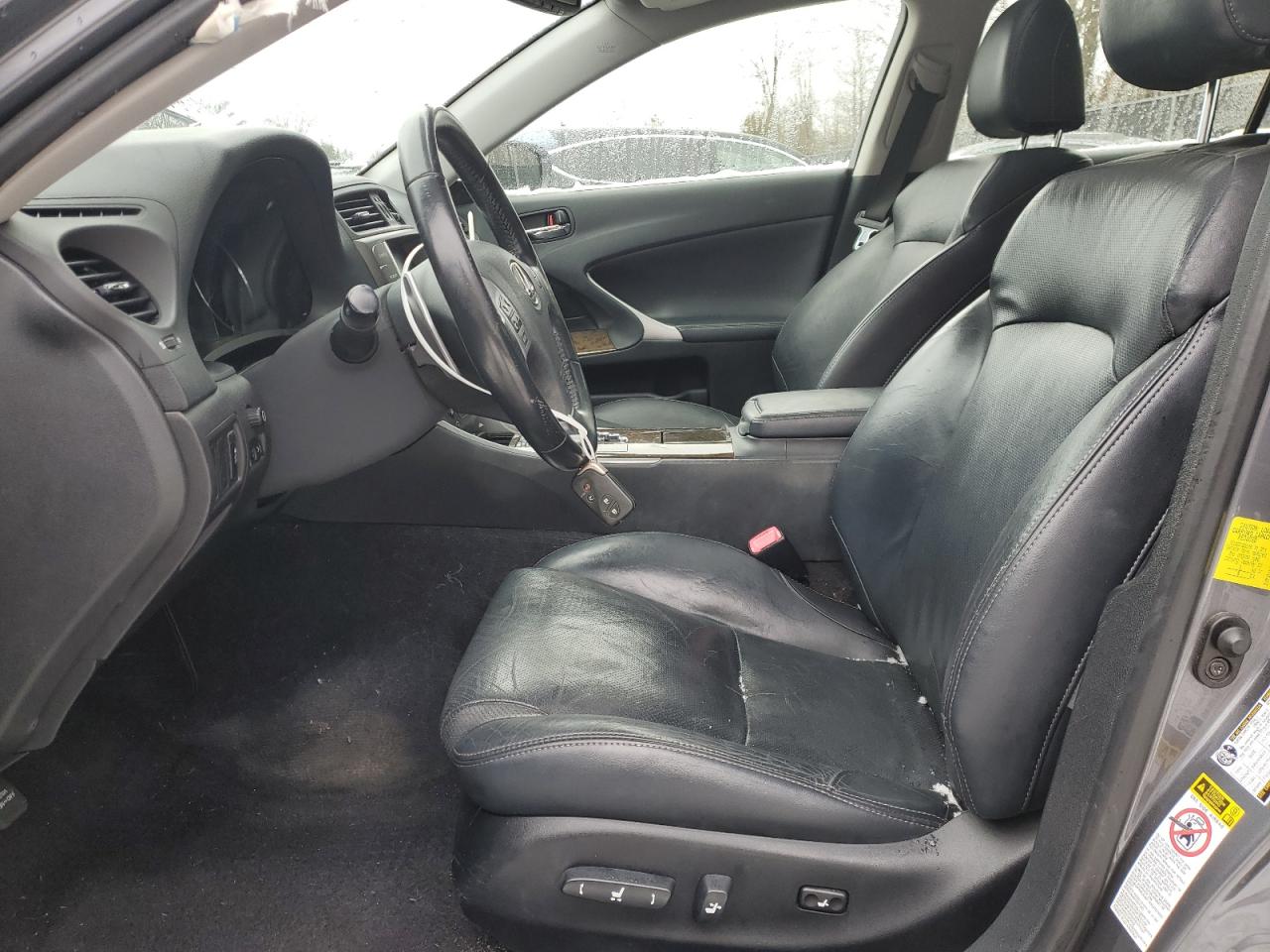 2012 Lexus IS - Image 7