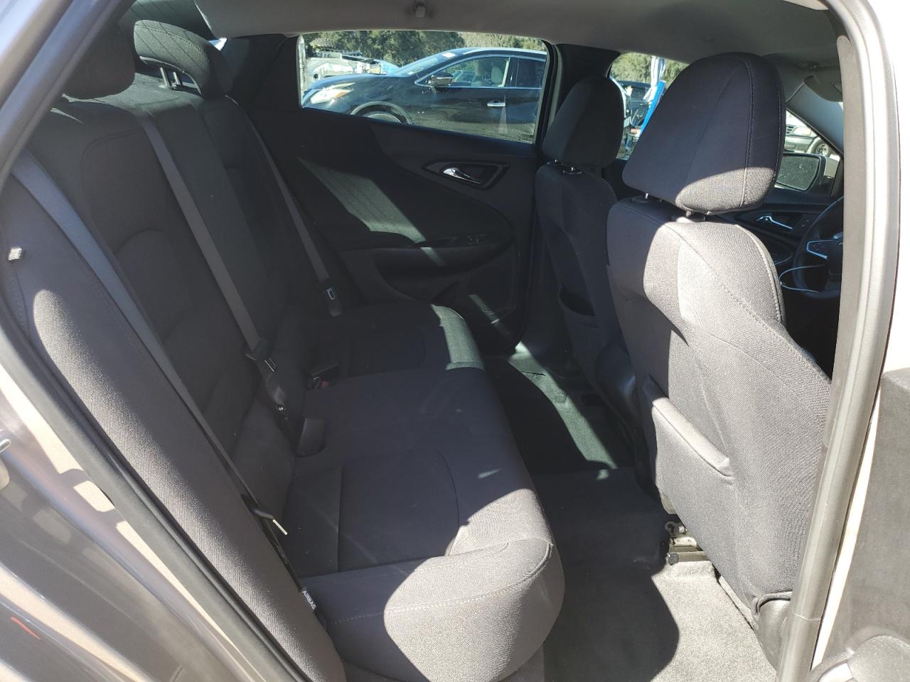 2022 Chevrolet Malibu - Image 10