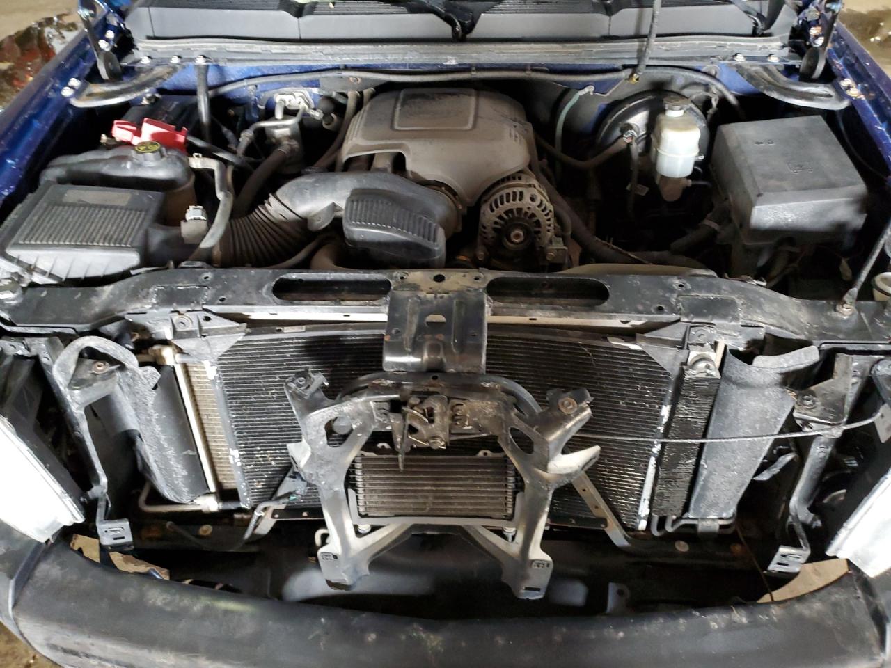 2013 Chevrolet Silverado - Image 11