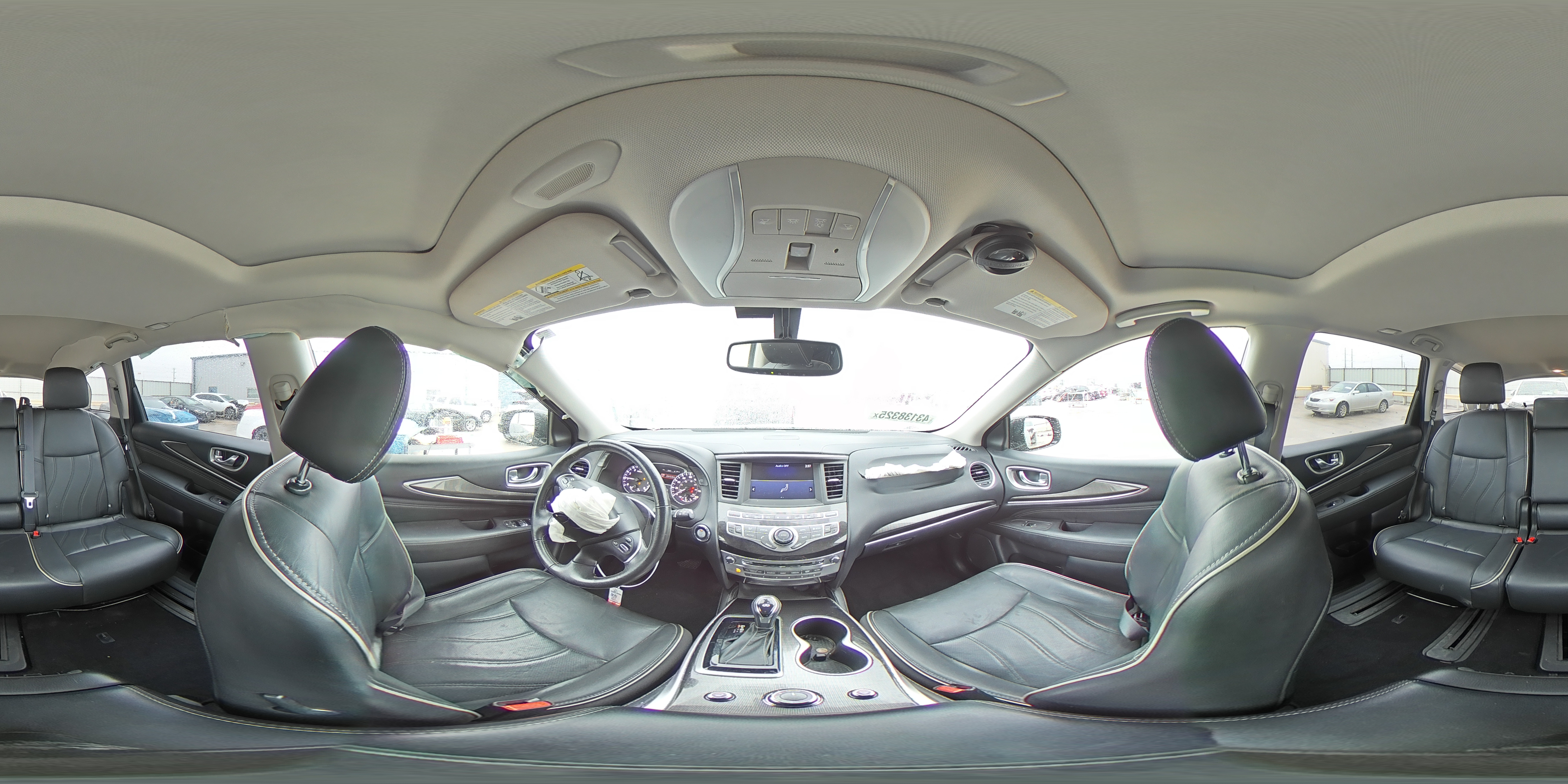 2018 Infiniti QX60 - Image 16