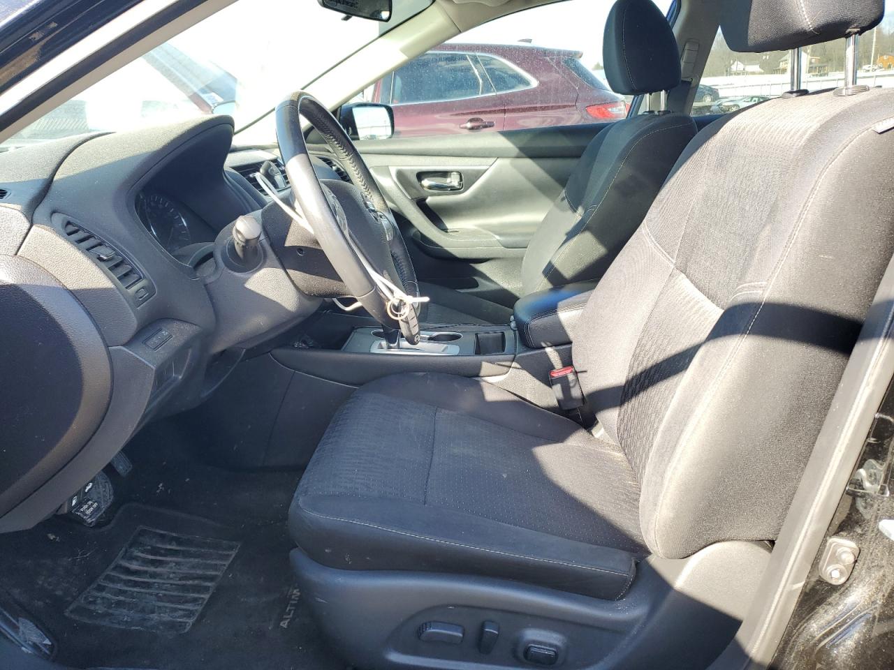 2017 Nissan Altima - Image 7