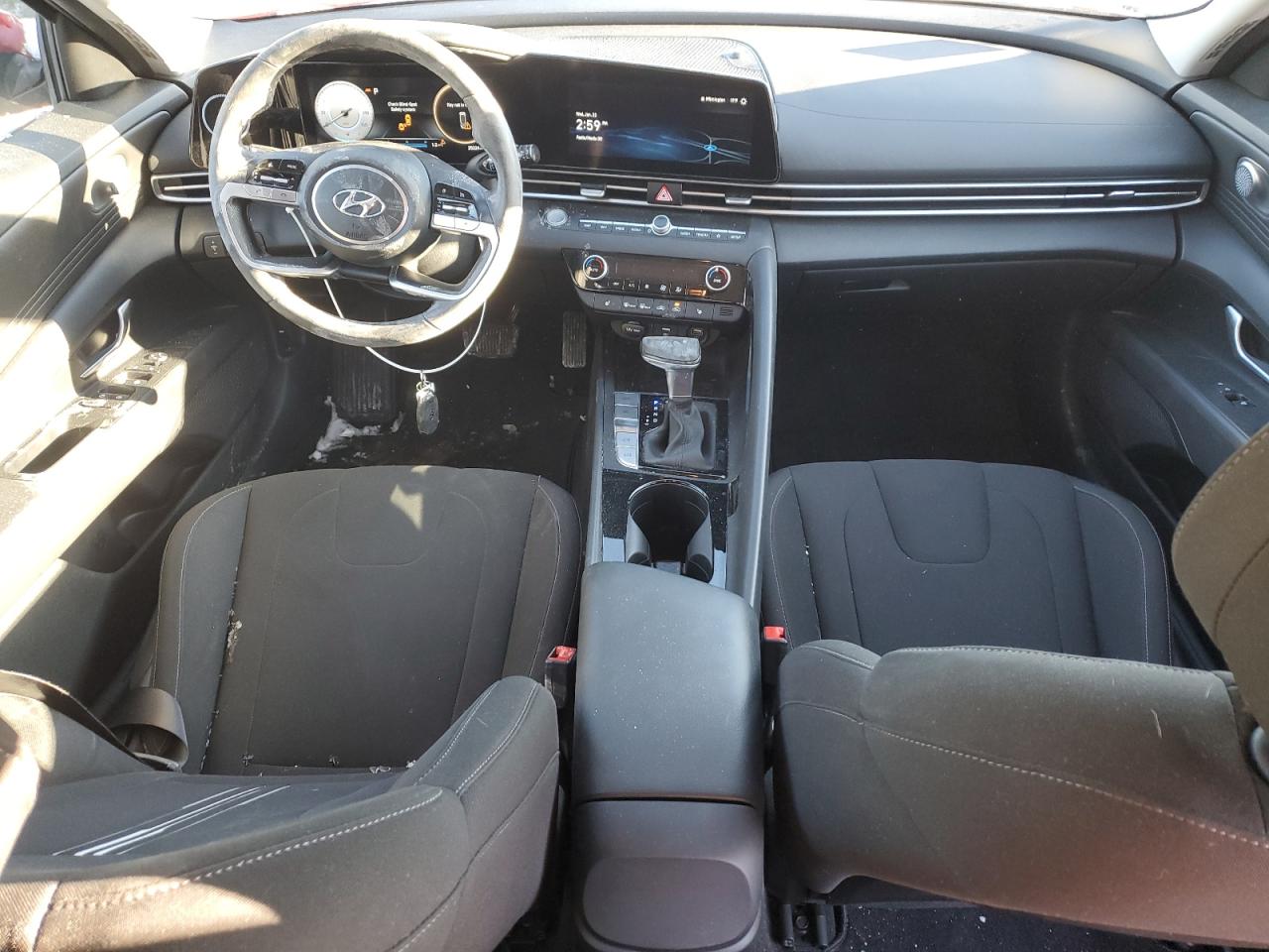 2023 Hyundai Elantra - Image 8