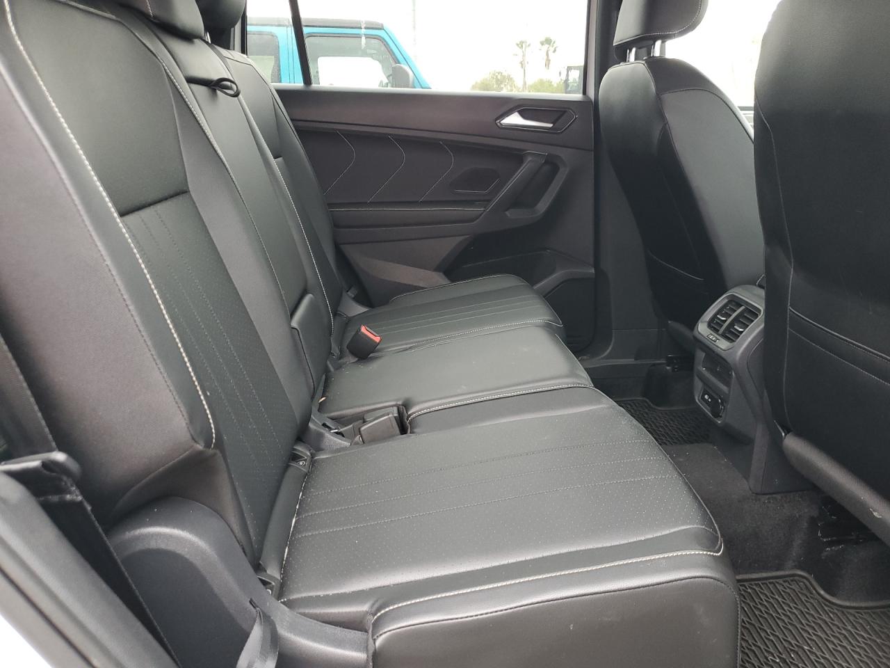 2024 Volkswagen Tiguan - Image 11