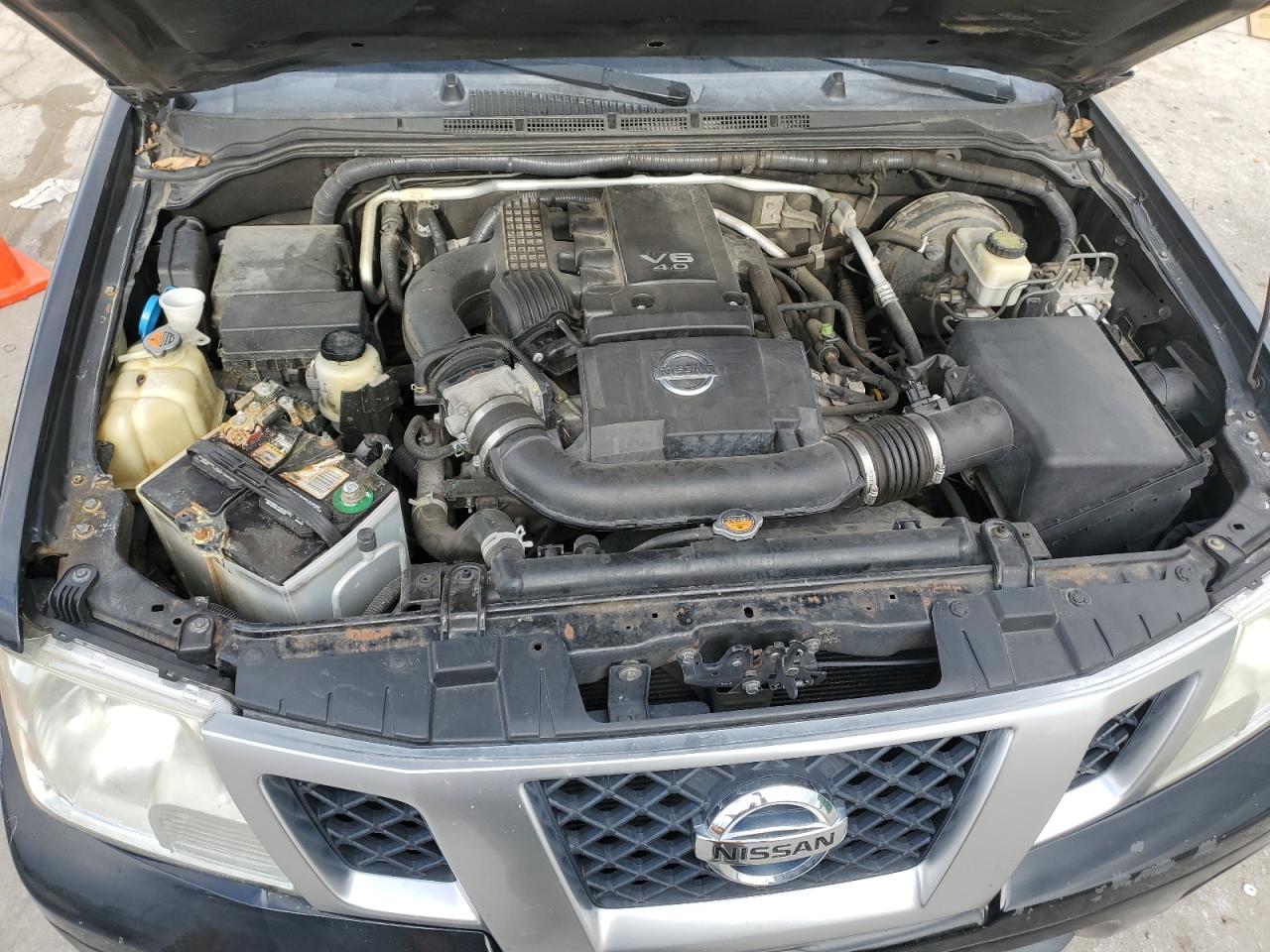 2014 Nissan Navara (Frontier) - Image 11