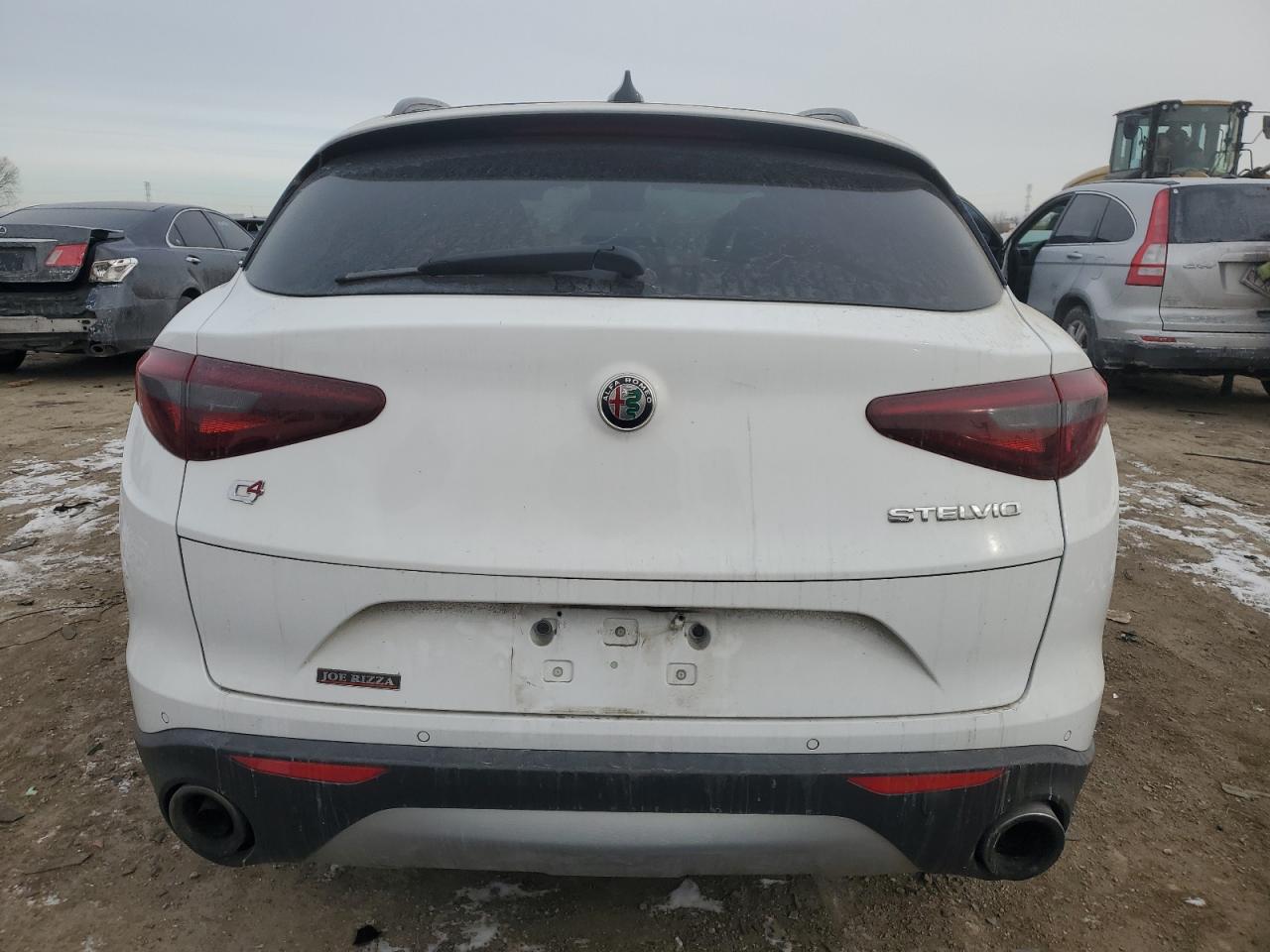 2018 Alfa Romeo Stelvio - Image 6