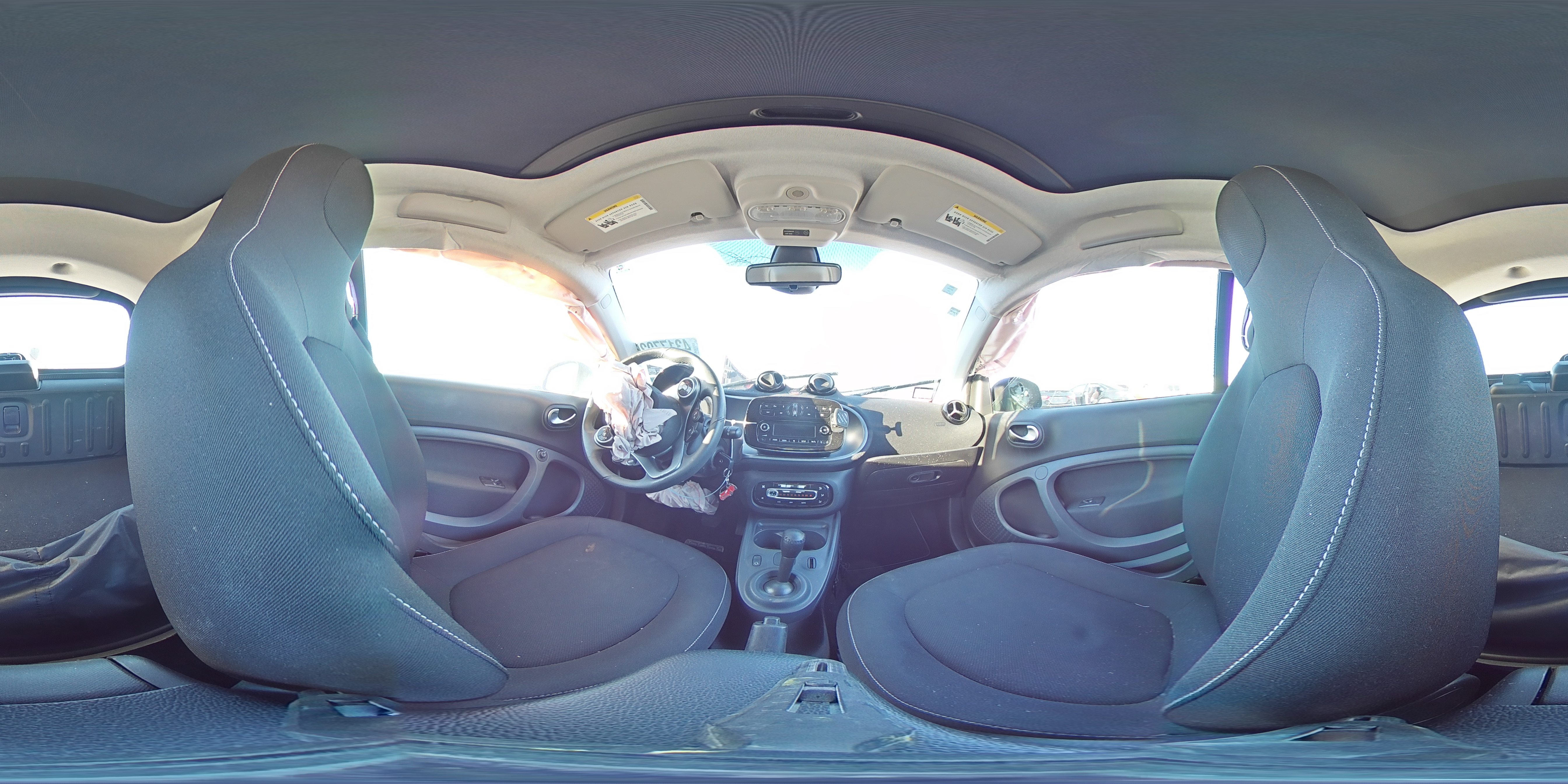 2017 Smart Fortwo - Image 12