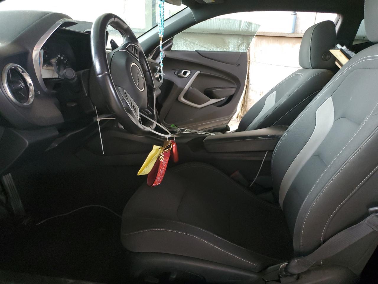 2018 Chevrolet Camaro - Image 7