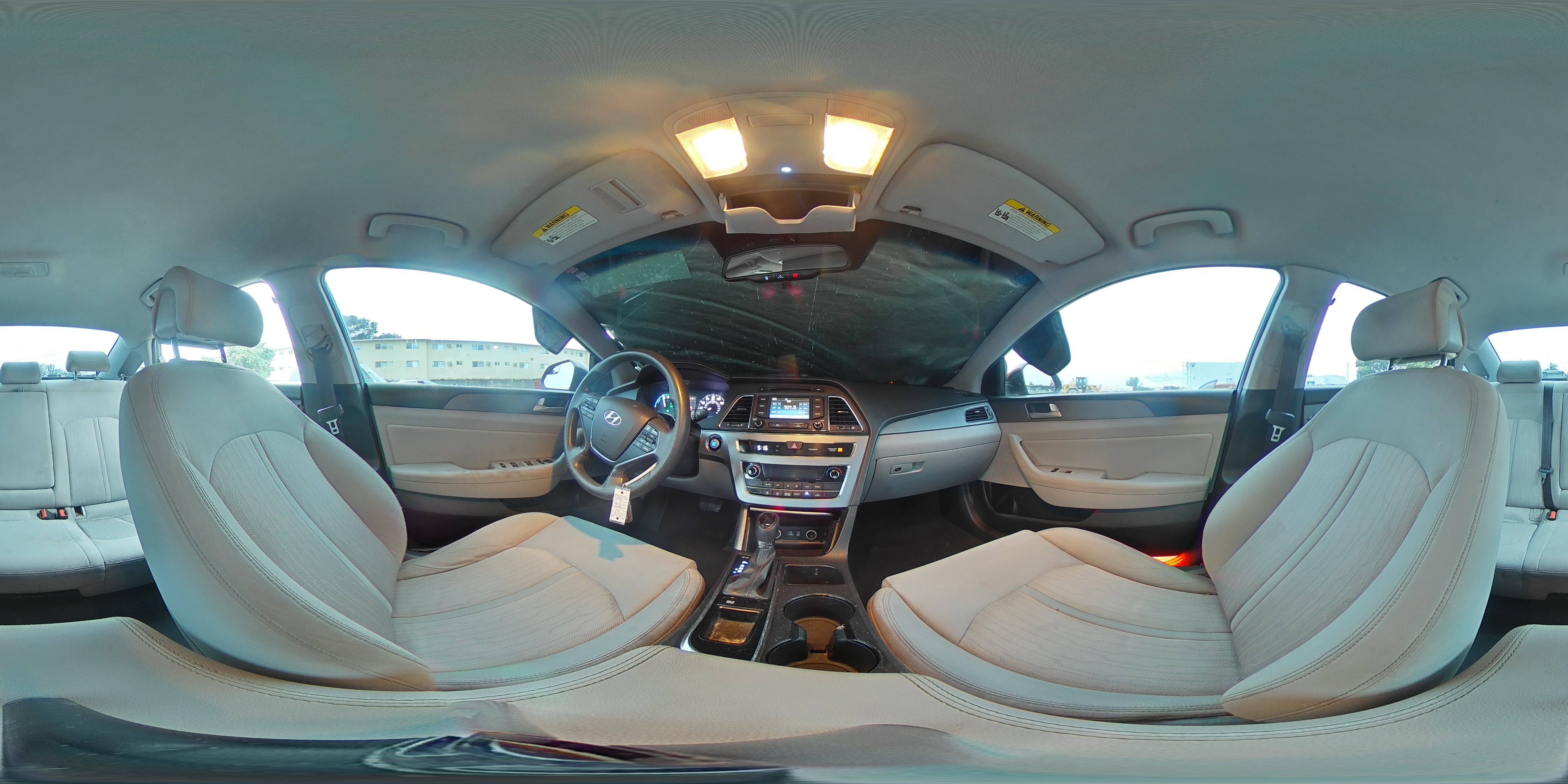 2016 Hyundai Sonata - Image 15