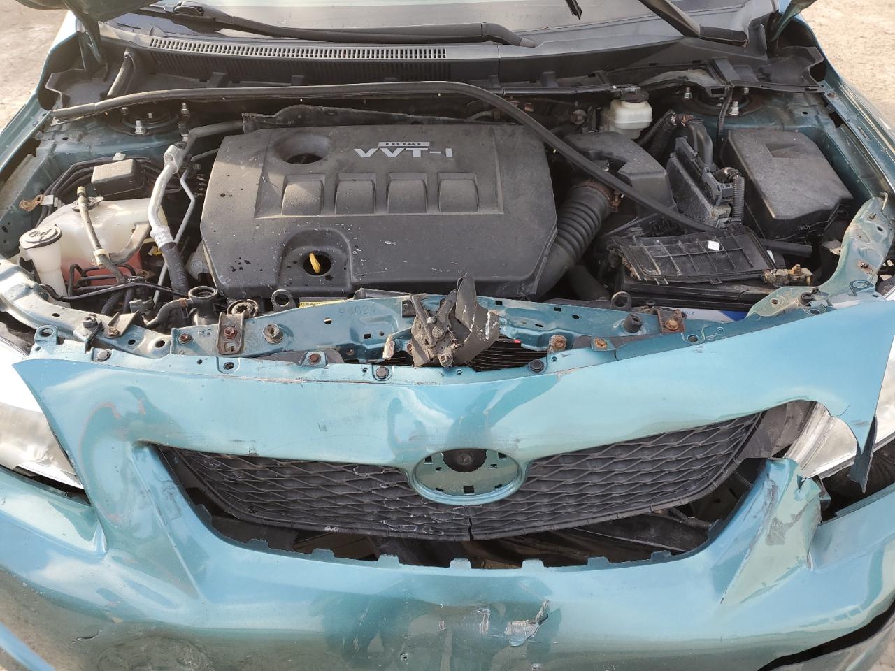 2010 Toyota Corolla - Image 13