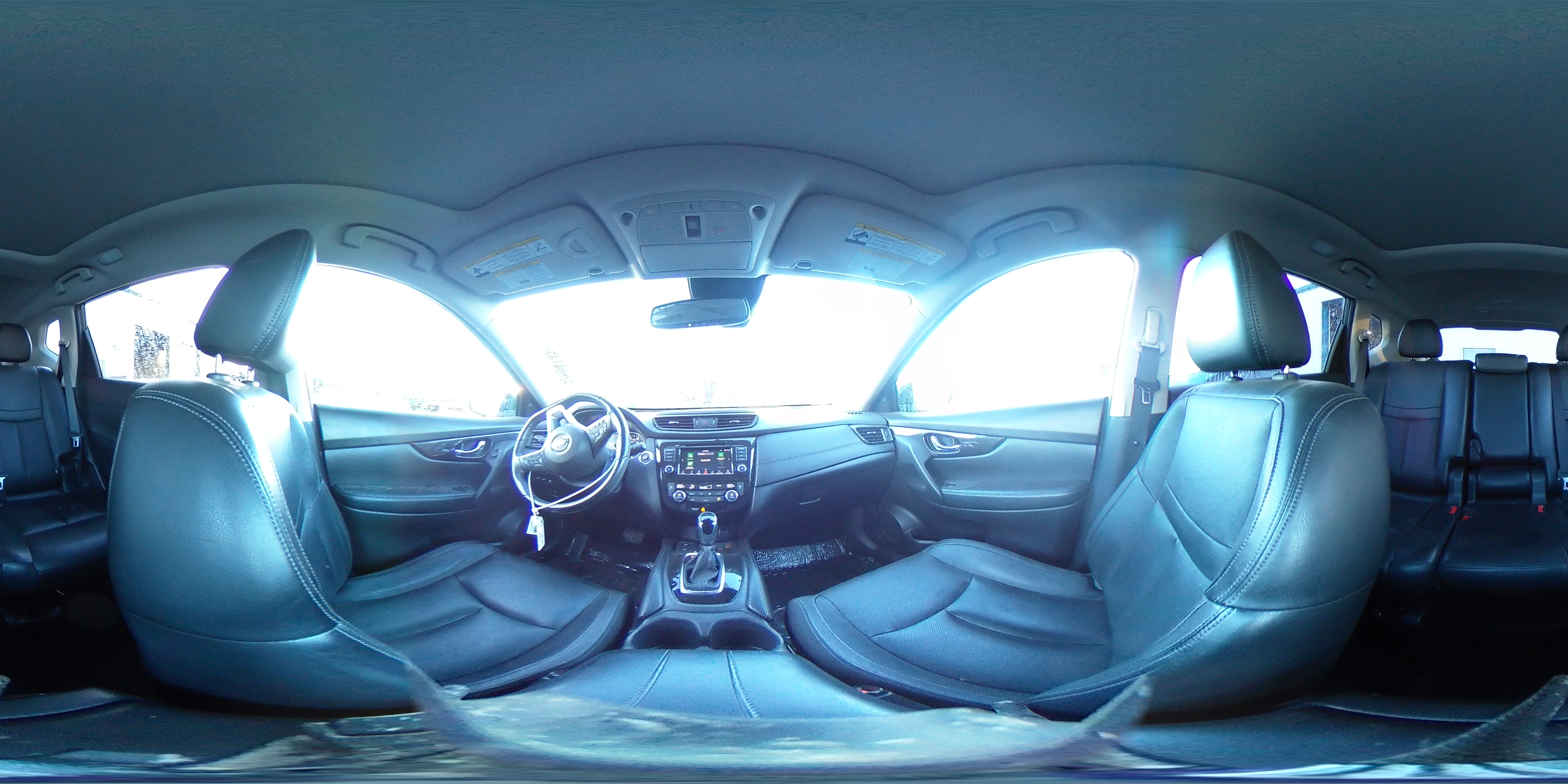 2018 Nissan Rogue - Image 15