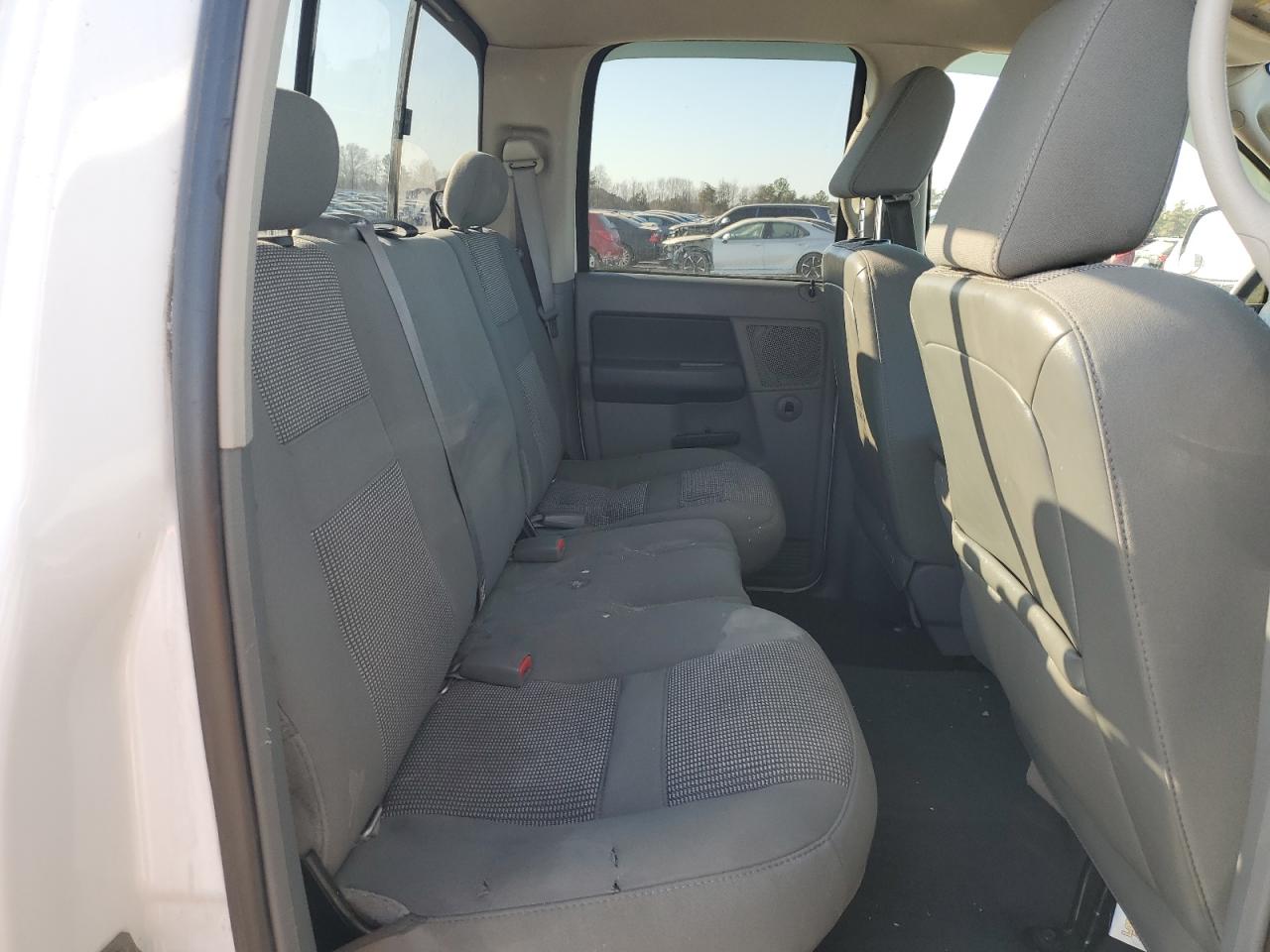 2008 Dodge RAM - Image 10