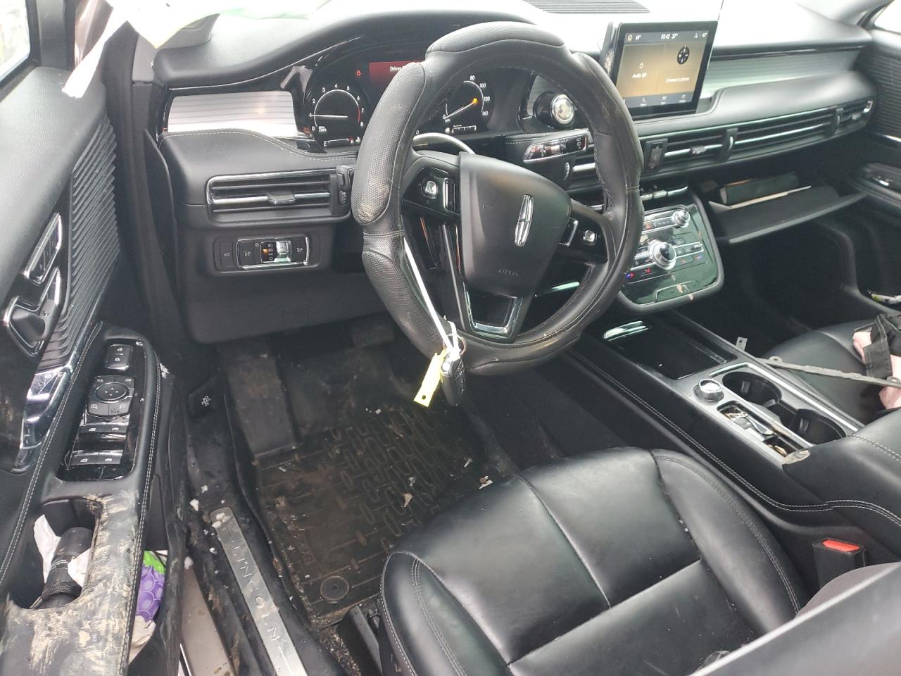 2021 Lincoln Corsair - Image 8