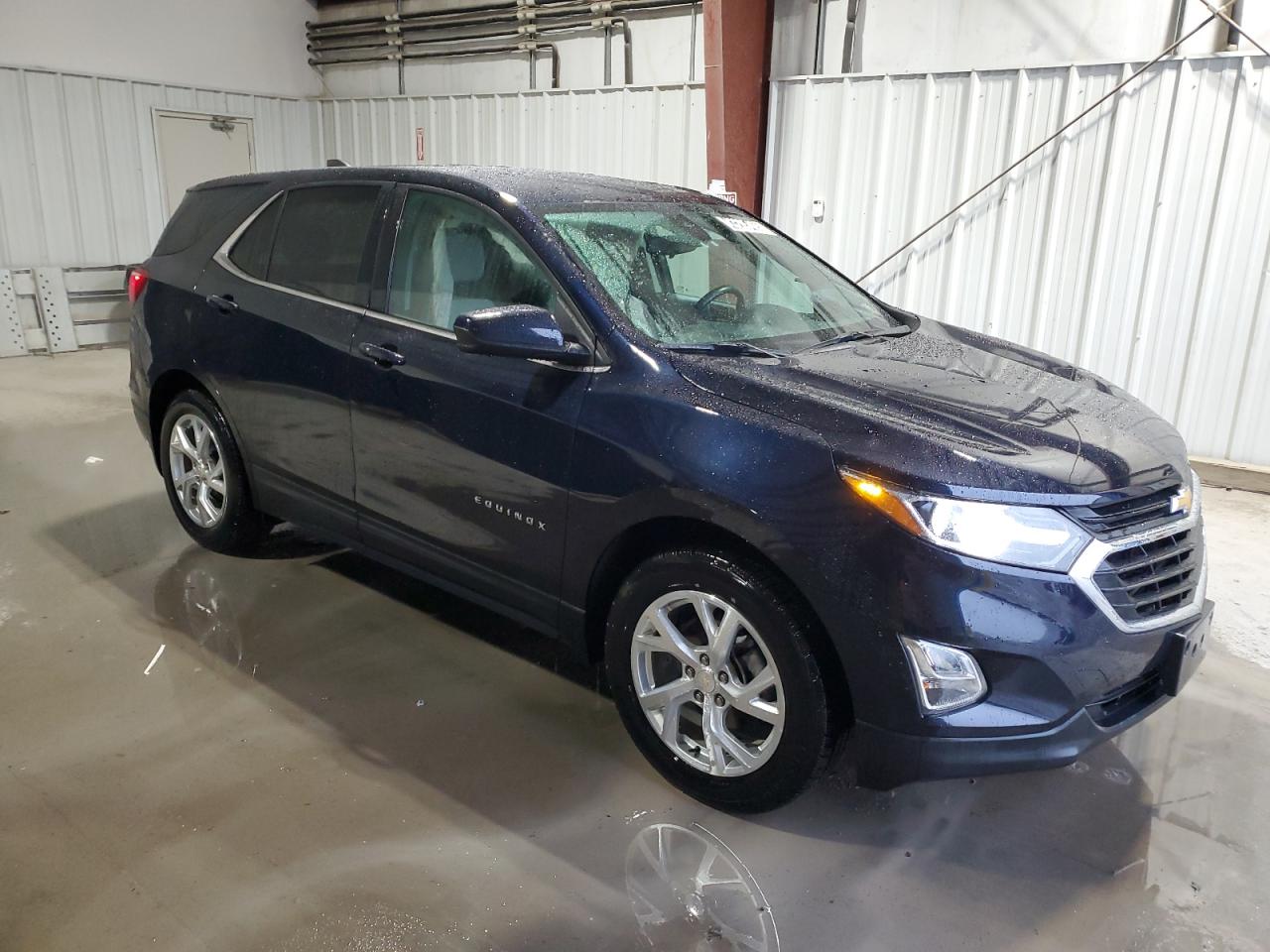 2020 Chevrolet Equinox - Image 4